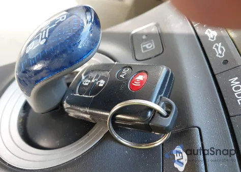 2011 Toyota Prius Three from USA, damaged, VIN JTDKN3DU5B0248823